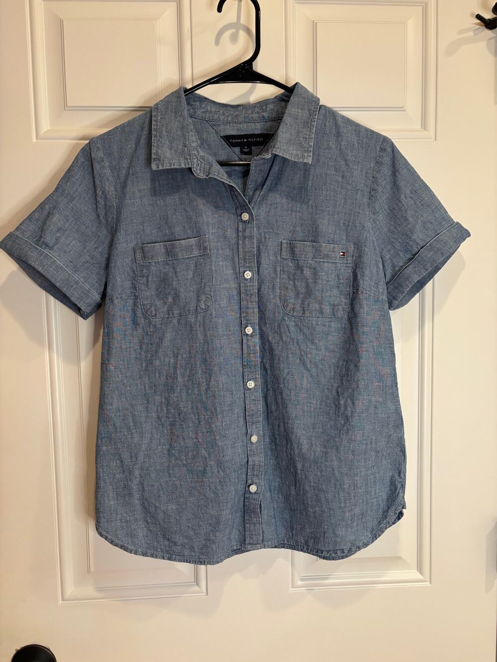Tommy Hilfiger Blue Chambray Short-Sleeve Button-Down Shirt